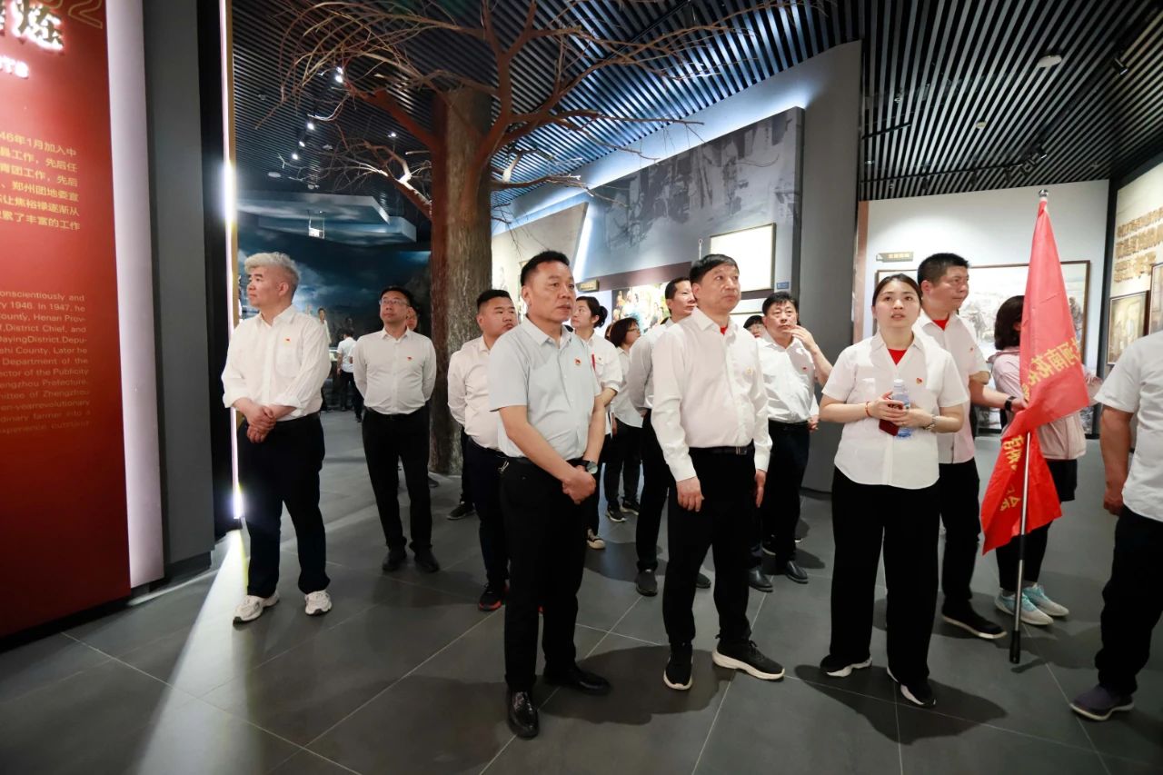 砥礪初心使命，汲取奮進(jìn)力量丨花花牛乳業(yè)集團(tuán)黨委組織開展學(xué)習(xí)“焦裕祿精神”主題黨日活動(dòng)