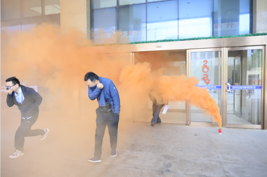 增強(qiáng)消防意識(shí)，筑牢安全底線丨花花牛乳業(yè)集團(tuán)組織消防應(yīng)急演練