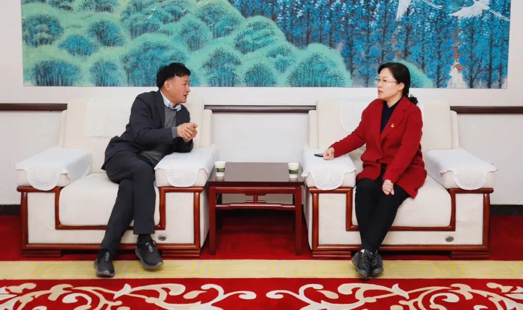 發(fā)揮產業(yè)優(yōu)勢 助力鄉(xiāng)村振興 | 民權縣委副書記、縣長王靜嫻會見關曉彥董事長一行