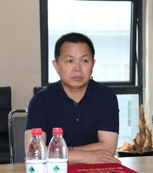 愛(ài)心奶情系學(xué)子，公益情溫暖人心—河南花花牛乳業(yè)集團(tuán)助力基金會(huì)“圓夢(mèng)計(jì)劃?一杯奶”公益項(xiàng)目，愛(ài)心捐贈(zèng)善款50萬(wàn)元！